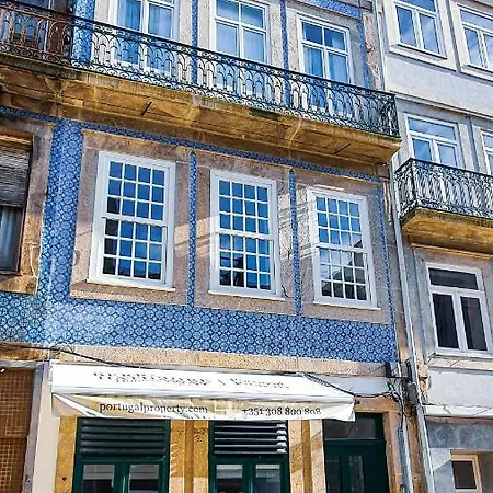 Stylish Flat In Iconic Pedestrian Street Oporto