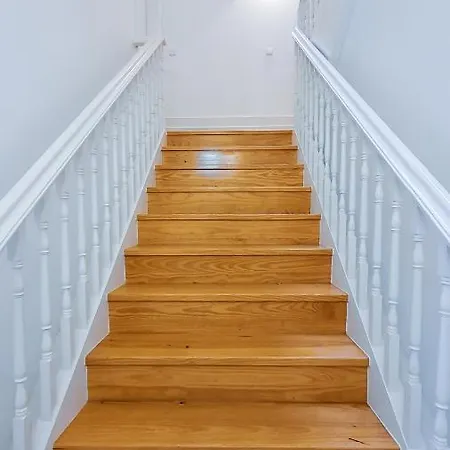 Stylish Flat In Iconic Pedestrian Street Apartment *